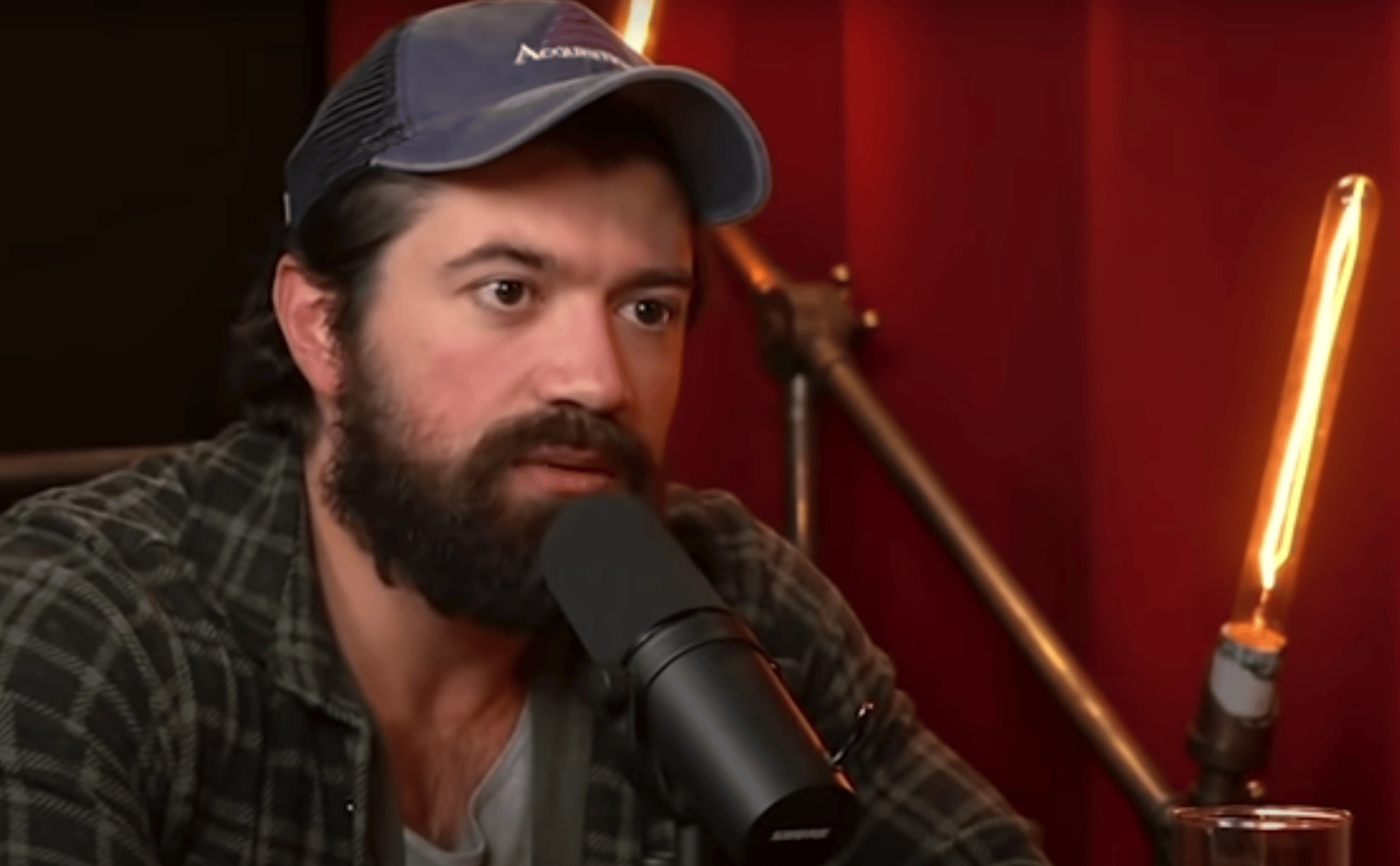 Alex Hormozi: a követőszám nem érték, hanem mellékhatás