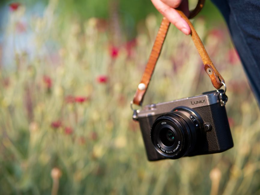Új lehetőségek a hibrid alkotók számára: A Leica SL3-P és az Insta360 Luna Ultra
