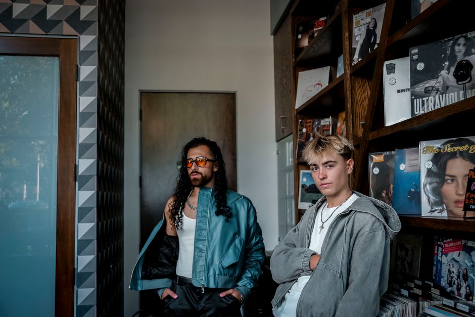 DOMi & JD Beck: Az Innováció Új Szintje a "WHO ASKED?" Albummal