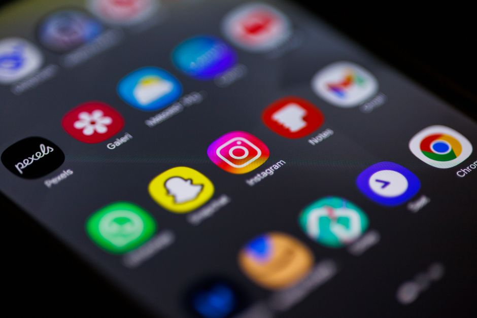 Az Instagram csökkenti a Reels-tartalomgyártók jutalmait: Új kihívások várnak a kreatívokra