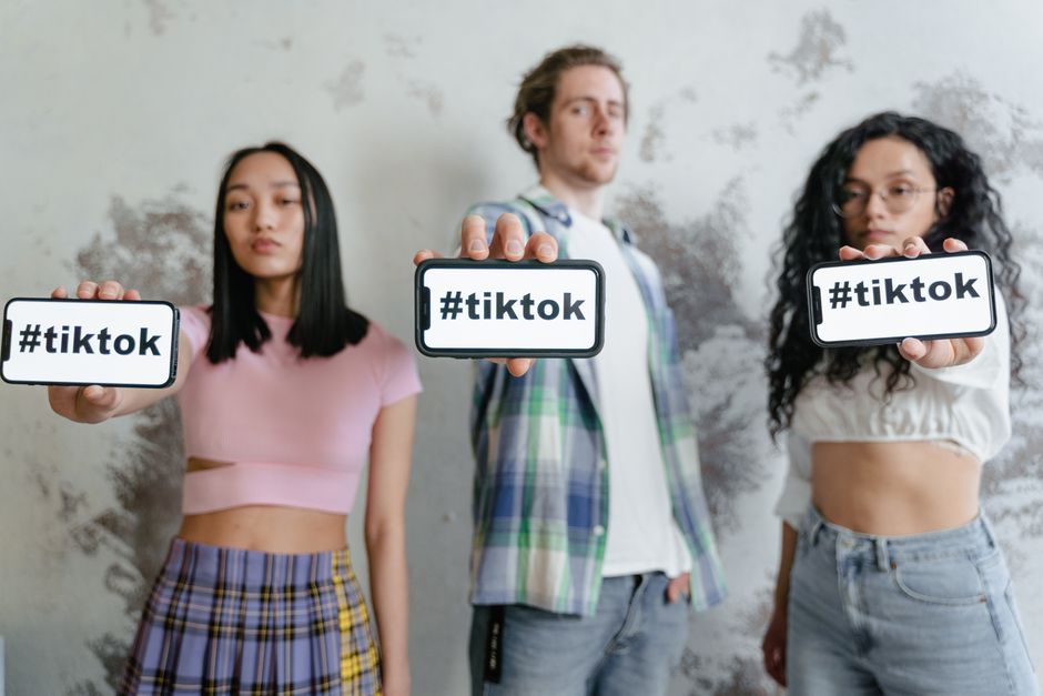 A TikTok új funkciókkal bővíti a hirdetési lehetőségeket