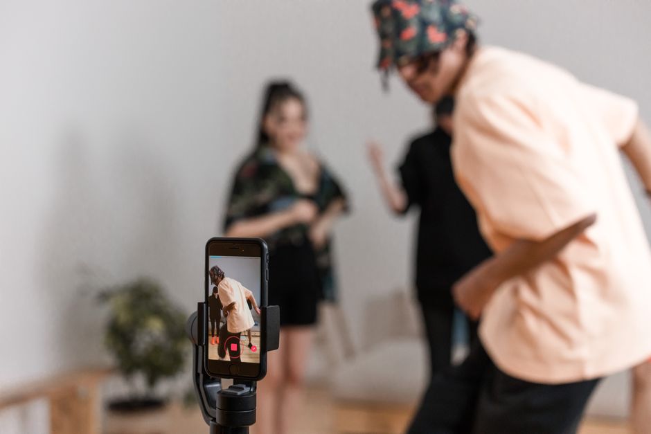Új trendek a TikTok-on: A mikroinfluencerek térnyerése